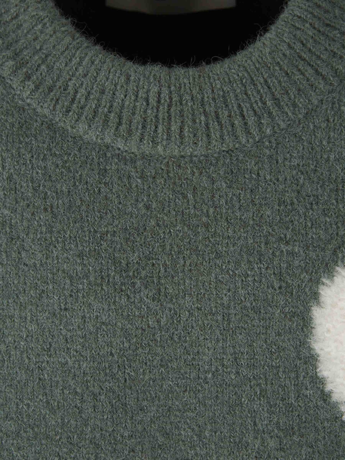 Ami™ | Heart Pullover