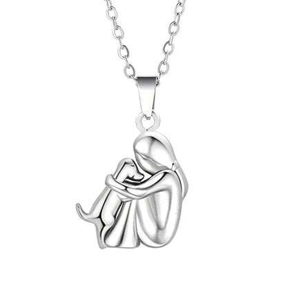 Fedelma™ | Hug Pendant Necklace